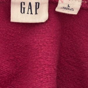 GAP Vibrant Red Knitwear